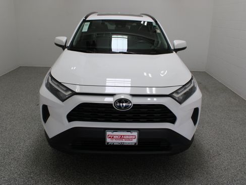 Used 2025 Toyota RAV4 XLE w/ Convenience Package FWD image 3