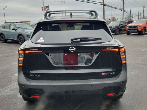 New 2026 Nissan Kicks SR w/ Cold Weather Package image 6