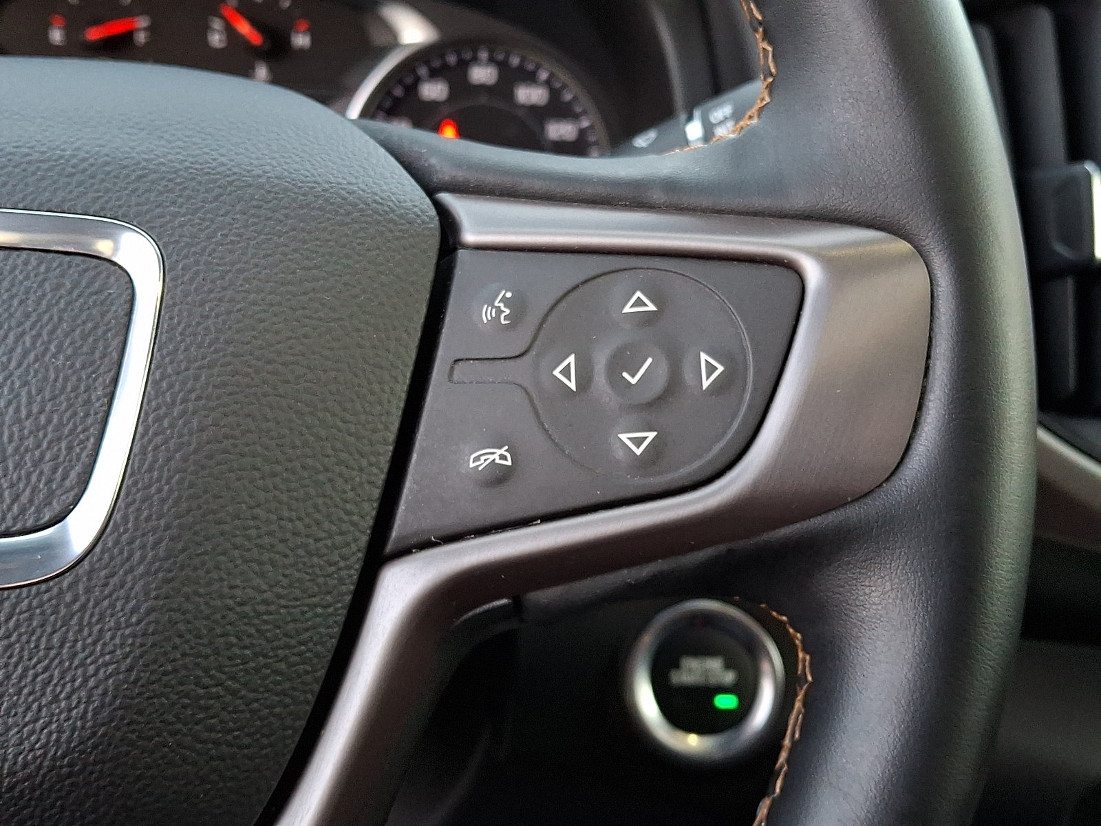 Used 2024 GMC Terrain AT4 w/ Infotainment Package II AWD/4WD image 26