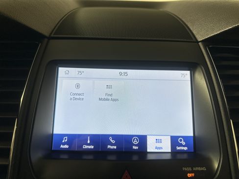 Used 2013 Ford Taurus SEL FWD image 18