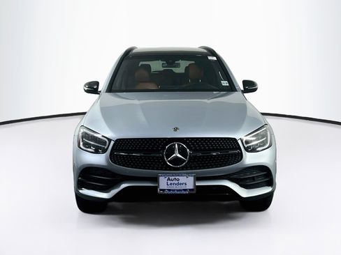 Used 2021 Mercedes-Benz GLC 300 4MATIC image 2