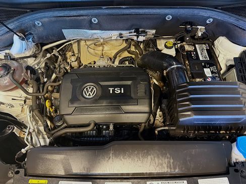 Used 2021 Volkswagen Atlas SEL image 37