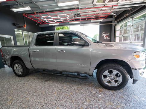Used 2019 RAM 1500 Big Horn AWD/4WD image 5