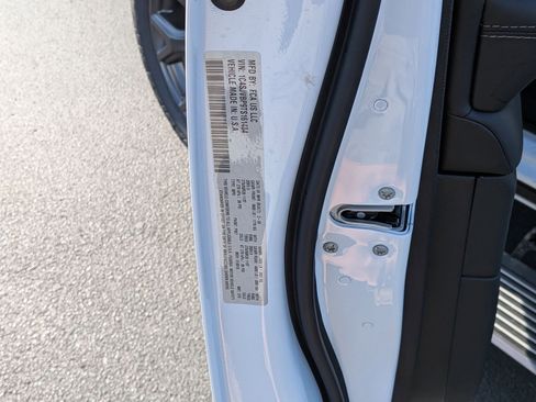 New 2026 Jeep Grand Wagoneer Limited image 37