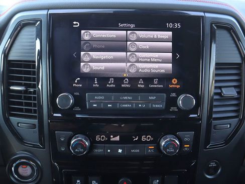 Used 2024 Nissan Titan PRO-4X w/ Pro-4x Utility Package image 10