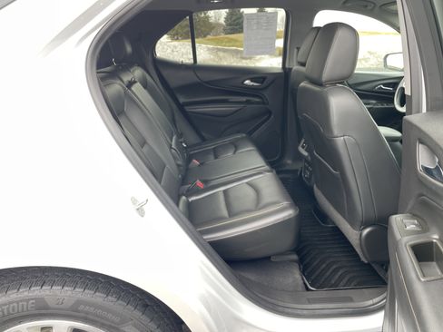 Used 2020 Chevrolet Equinox Premier image 23