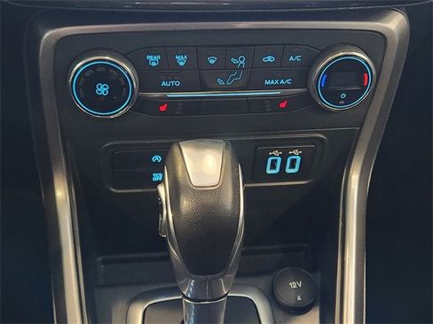Used 2019 Ford EcoSport SE image 22