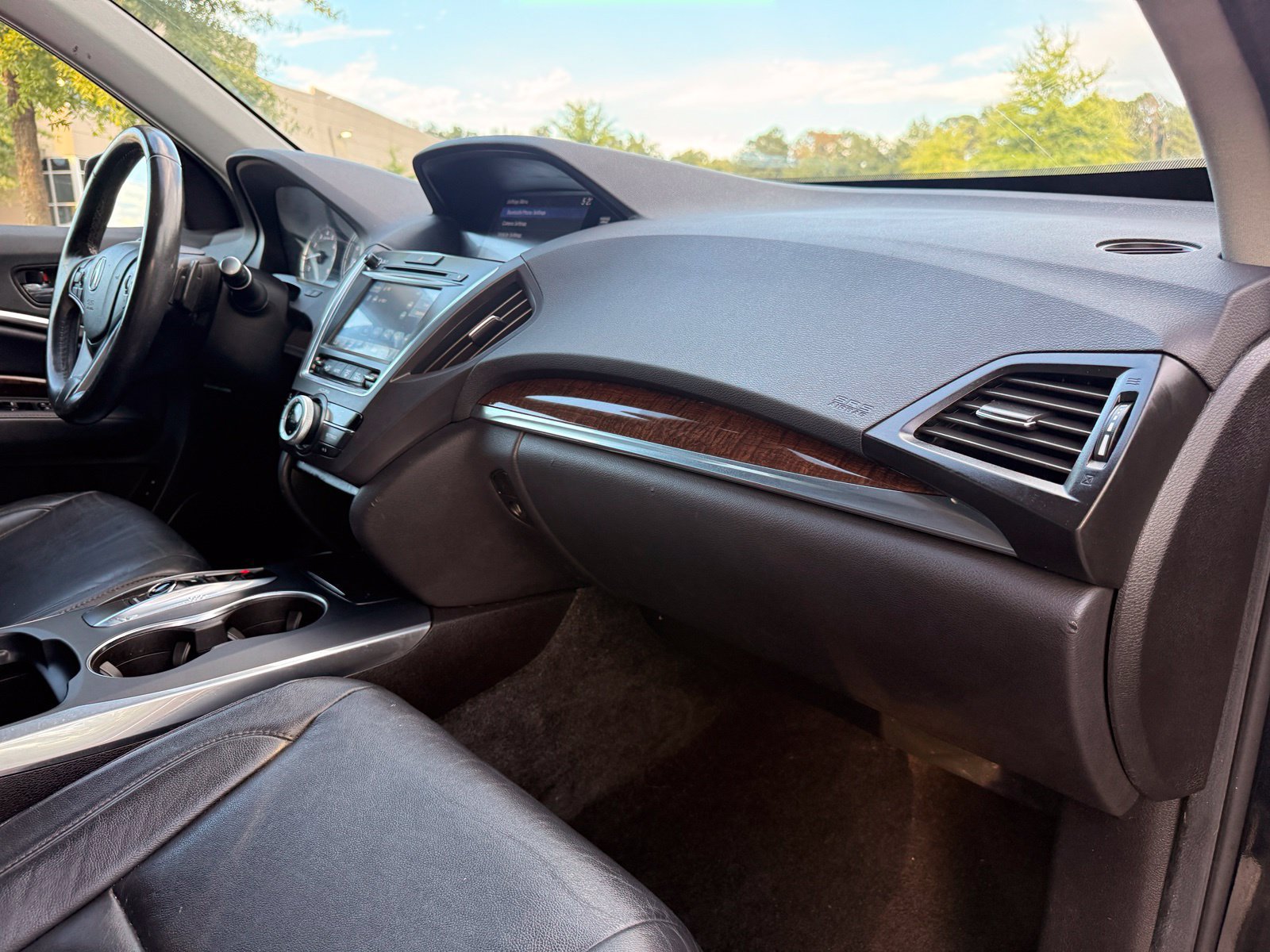Used 2018 Acura MDX SH-AWD image 23