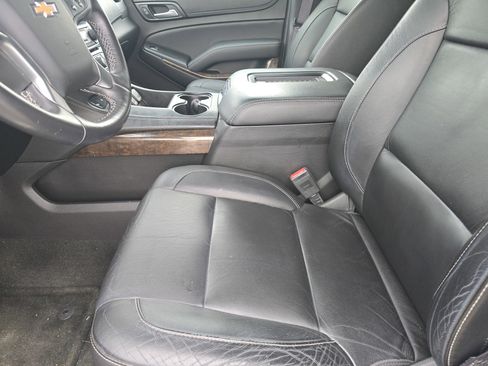 Used 2016 Chevrolet Tahoe LT w/ Luxury Package image 12