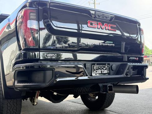 Used 2025 GMC Sierra 2500 AT4 w/ AT4 Premium Plus Package AWD/4WD image 8