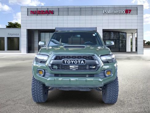 Used 2021 Toyota Tacoma TRD Sport AWD/4WD image 2