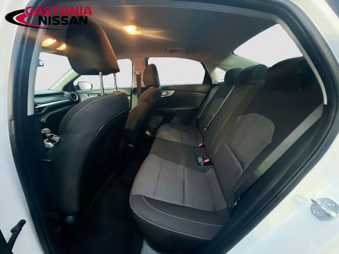 Used 2024 Kia Forte LXS w/ LXS Technology Package image 31