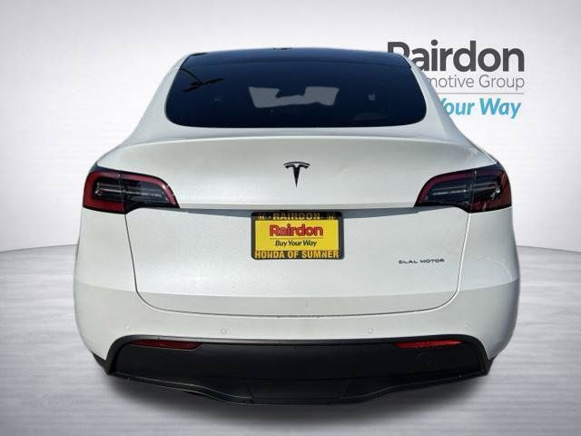Used 2022 Tesla Model Y Long Range AWD/4WD image 6