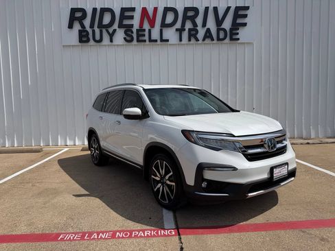 Used 2022 Honda Pilot Touring image 9
