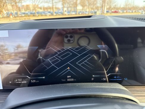 New 2026 BMW X5 xDrive50e w/ Parking Assistance Package image 19