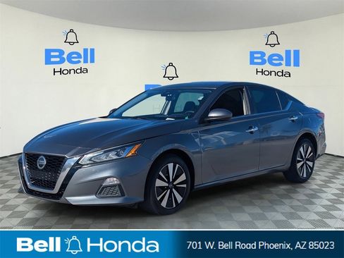Used 2022 Nissan Altima 2.5 SV image 1