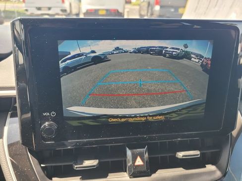 Used 2023 Toyota Corolla LE FWD image 21
