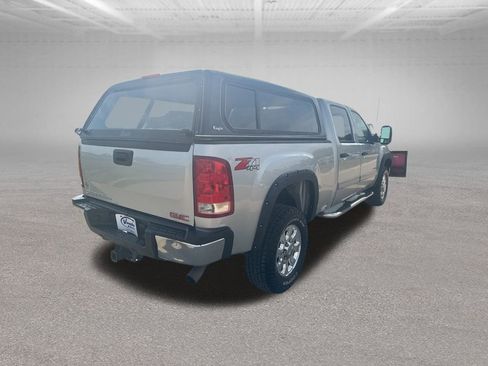 Used 2014 GMC Sierra 2500 SLE w/ SLE Preferred Package image 13