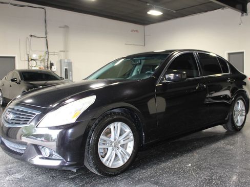 Used 2012 INFINITI G37 Journey w/ Premium Pkg RWD image 9