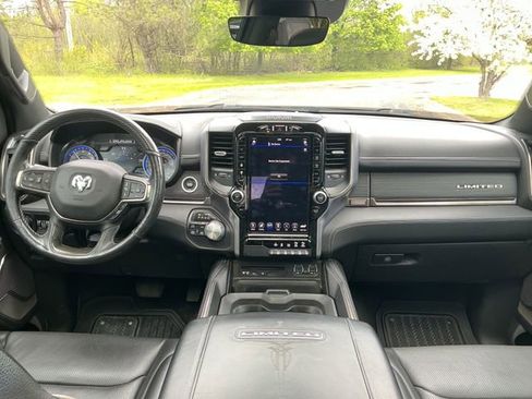 Used 2019 RAM 1500 Limited AWD/4WD image 13