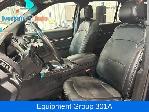 Used 2016 Ford Explorer Limited w/ Equipment Group 301A AWD/4WD image 17