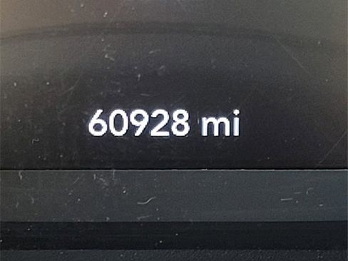 Used 2023 Jeep Wrangler Sport S image 31