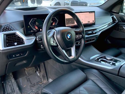 Certified 2024 BMW X5 xDrive40i w/ Premium Package image 18