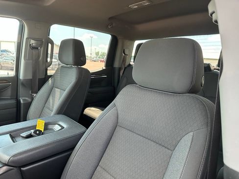 Used 2023 Chevrolet Silverado 1500 LT AWD/4WD image 3