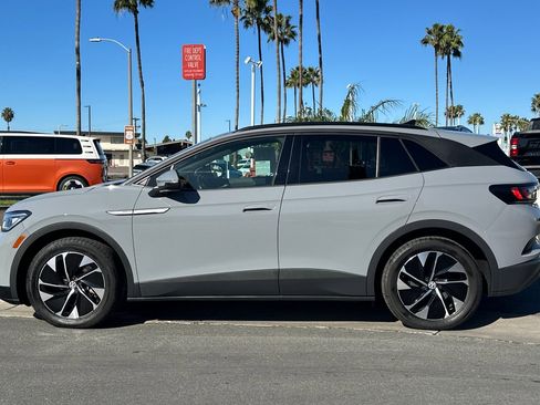 Certified 2022 Volkswagen ID.4 Pro S image 8