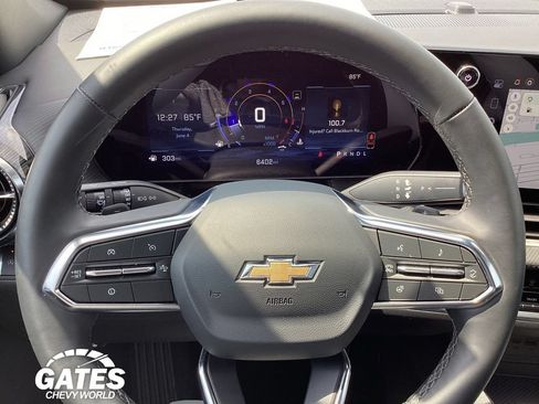 Used 2026 Chevrolet Equinox LT FWD image 24
