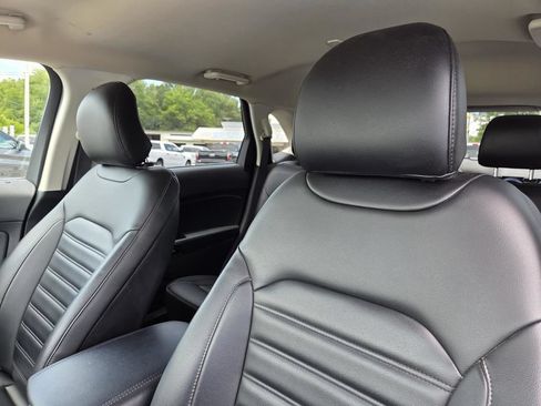 Used 2019 Ford Edge SEL w/ Equipment Group 201A AWD/4WD image 29