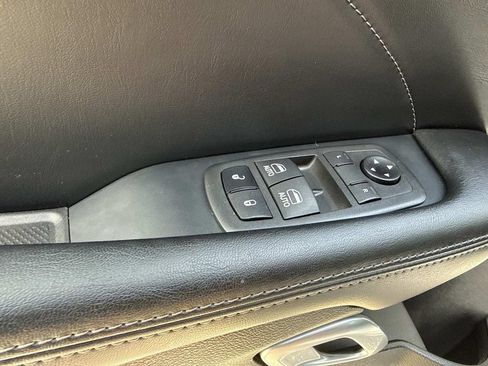 Used 2021 Dodge Challenger R/T Scat Pack RWD image 15