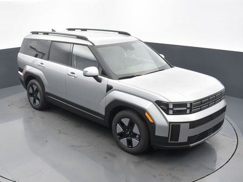 Used 2025 Hyundai Santa Fe SEL image 13