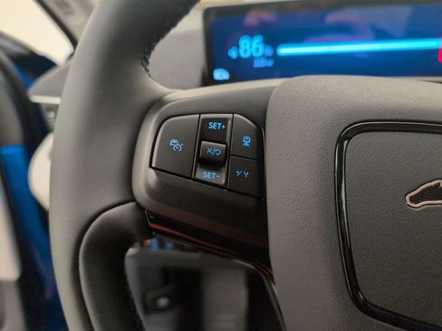 Certified 2025 Ford Mustang Mach-E Premium image 41