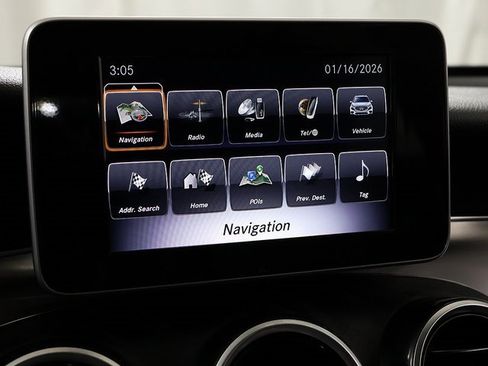 Used 2019 Mercedes-Benz GLC 300 4MATIC image 18