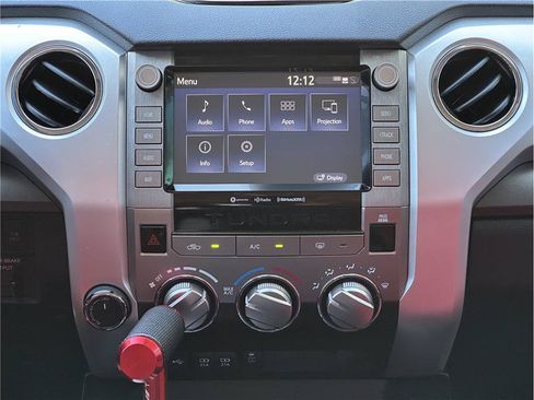 Used 2020 Toyota Tundra SR5 w/ SR5 Upgrade Package AWD/4WD image 25