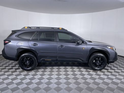 Used 2022 Subaru Outback Wilderness image 10