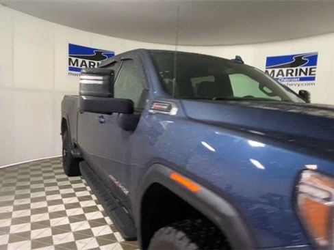 Used 2021 GMC Sierra 2500 AT4 image 4