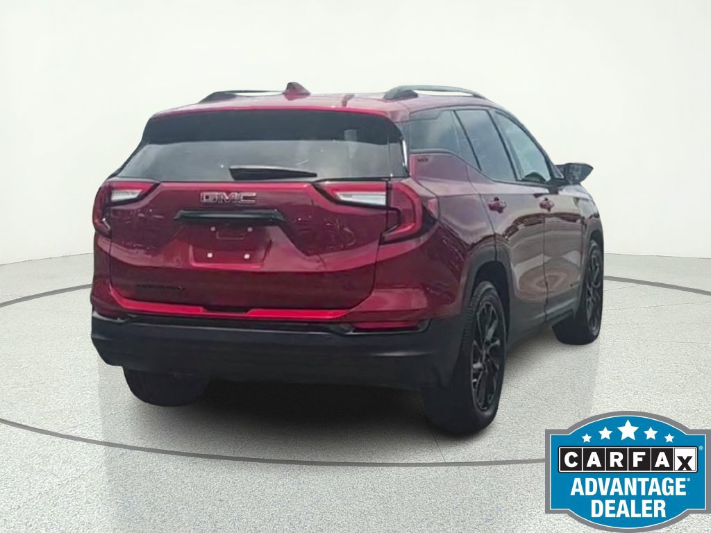 Used 2024 GMC Terrain SLT w/ Elevation Edition FWD image 7