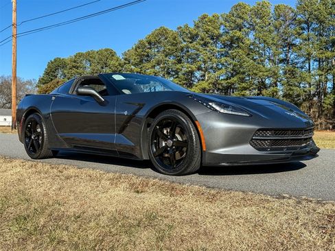 Used 2014 Chevrolet Corvette Stingray Coupe image 27
