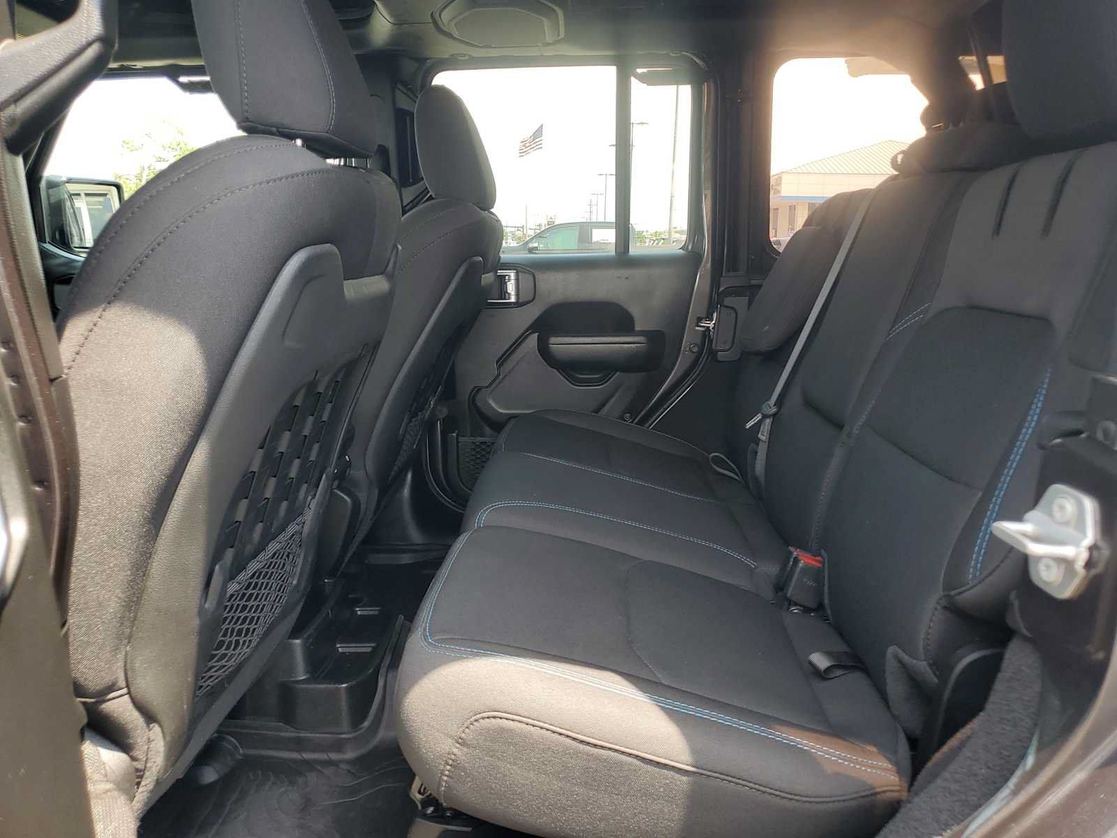 Used 2023 Jeep Wrangler Unlimited Rubicon 4xe AWD/4WD image 18