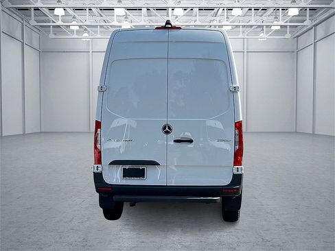 New 2025 Mercedes-Benz Sprinter 2500 image 3