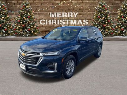 Used 2022 Chevrolet Traverse LT