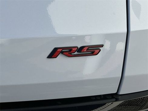 New 2026 Chevrolet Traverse RS image 7