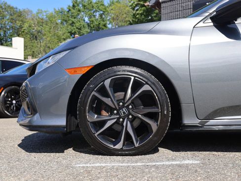 Used 2019 Honda Civic Sport image 12