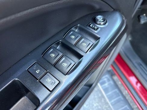 Used 2017 GMC Canyon SLT w/ Driver Alert Package image 17