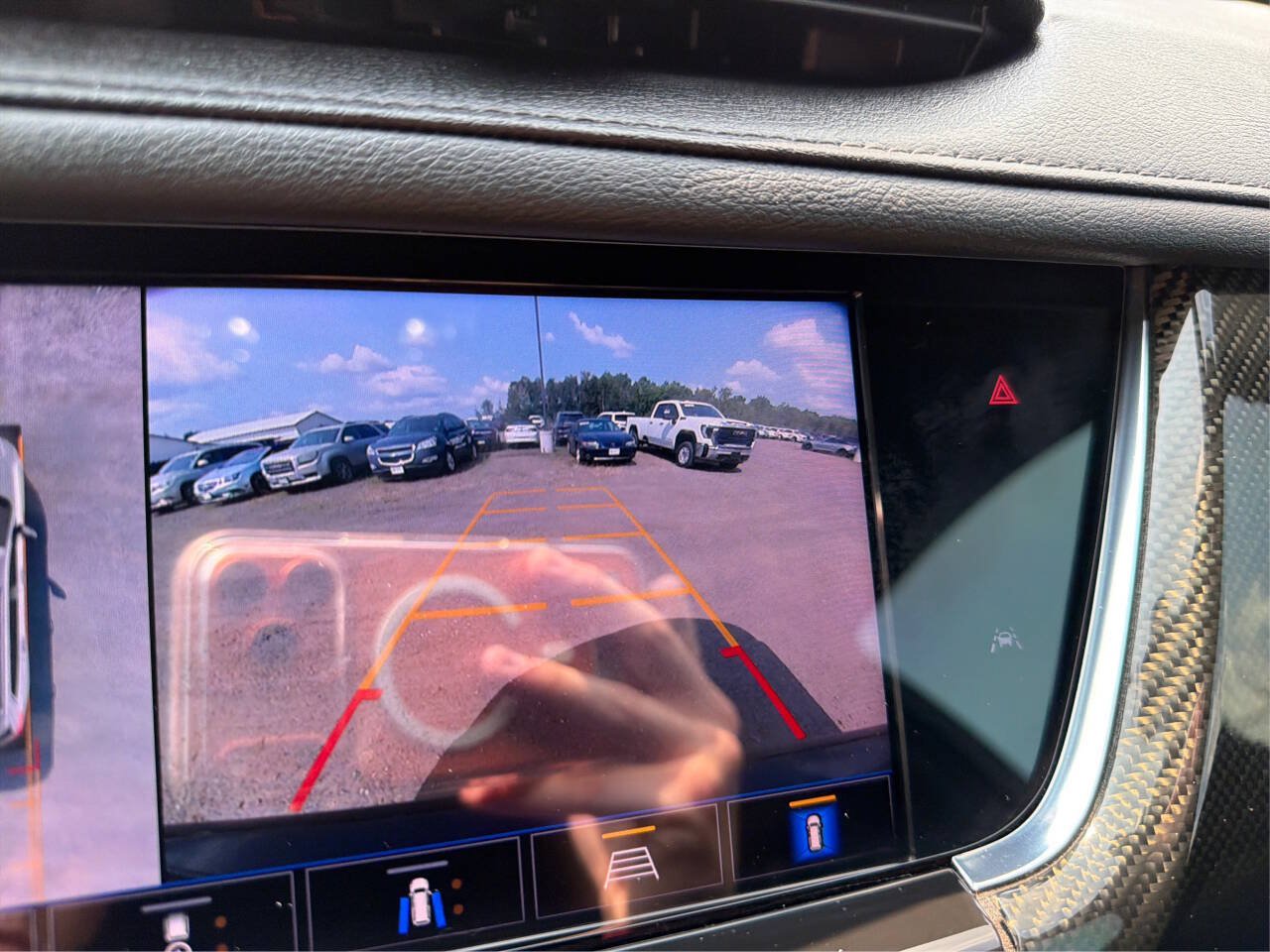 Used 2023 Cadillac XT6 Sport w/ Technology Package AWD/4WD image 26