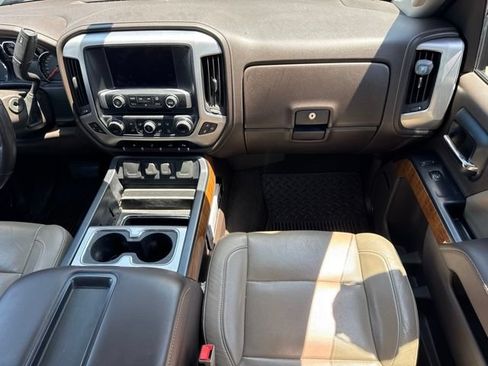 Used 2014 GMC Sierra 1500 SLT w/ SLT Preferred Package AWD/4WD image 10