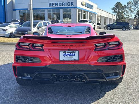 Used 2024 Chevrolet Corvette Z06 image 9