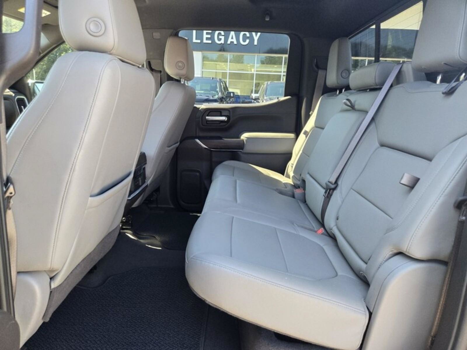 Used 2021 GMC Sierra 1500 SLT w/ SLT Premium Plus Package AWD/4WD image 23